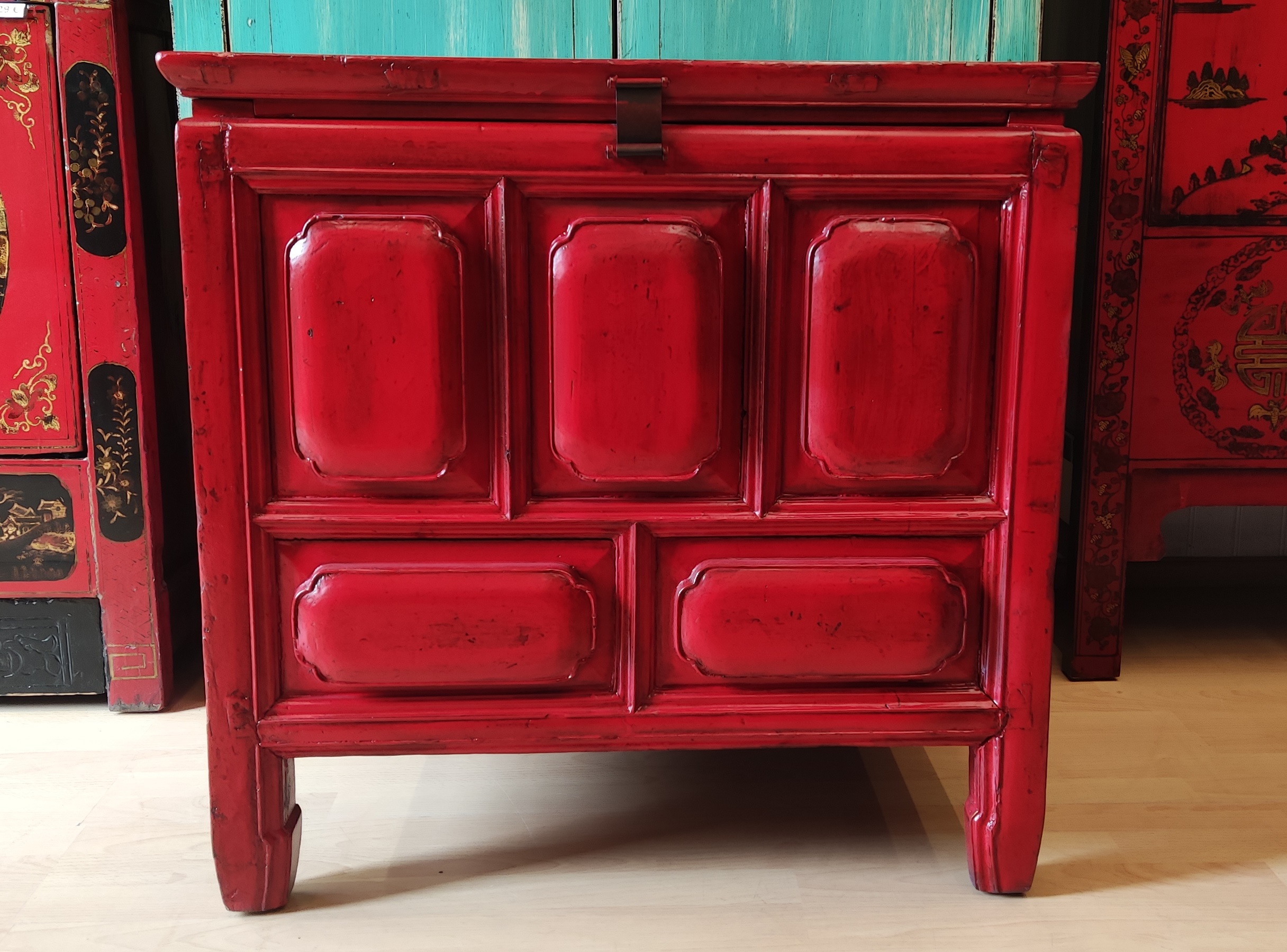 Coffre Chinois salon ancien 70cm