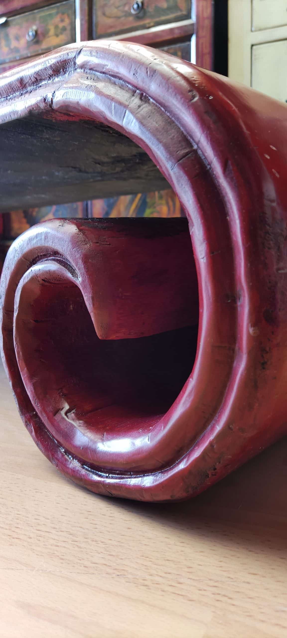 Table rouleau rouge de Chine