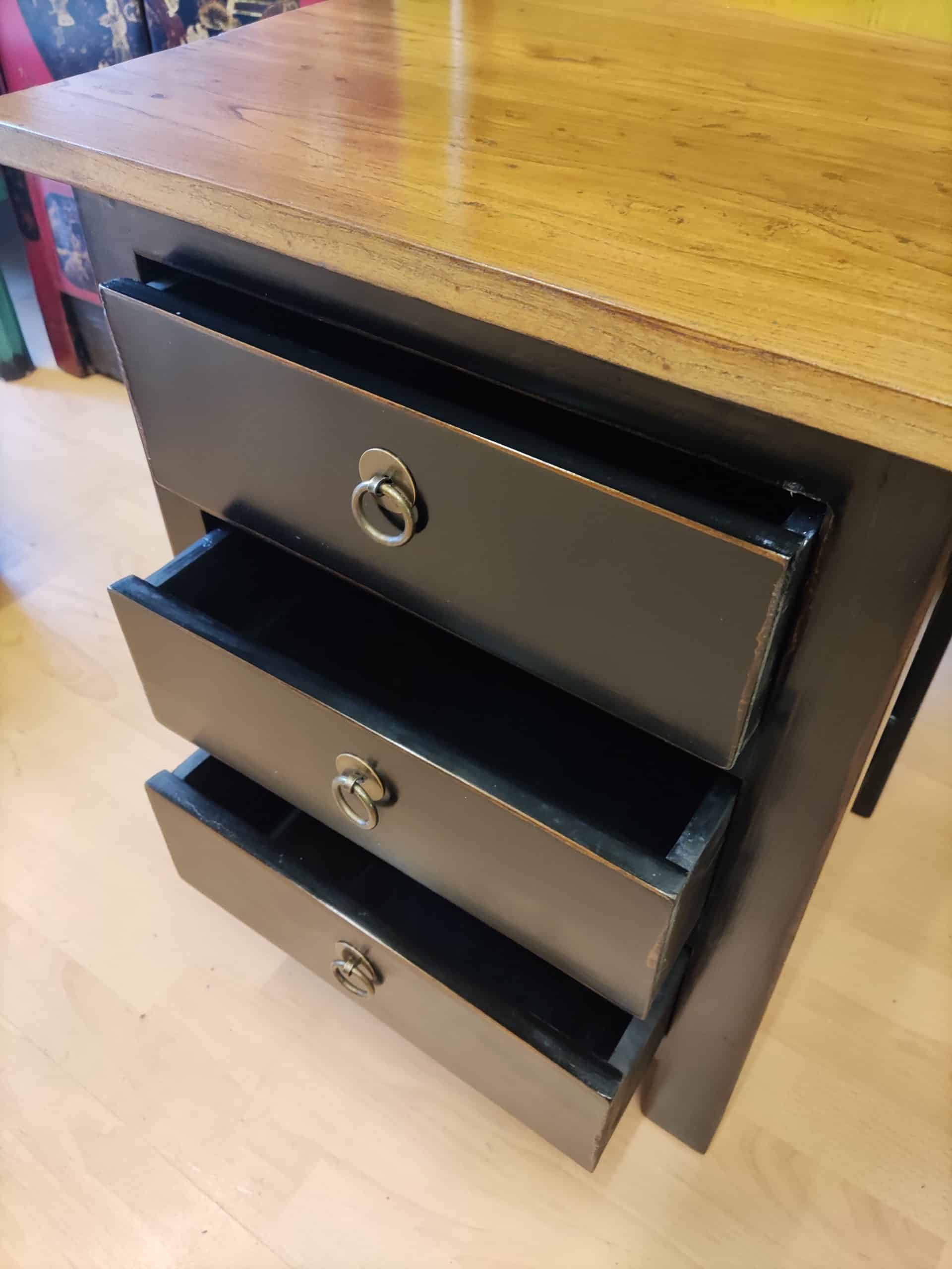 Meuble 3 tiroirs plateau massif