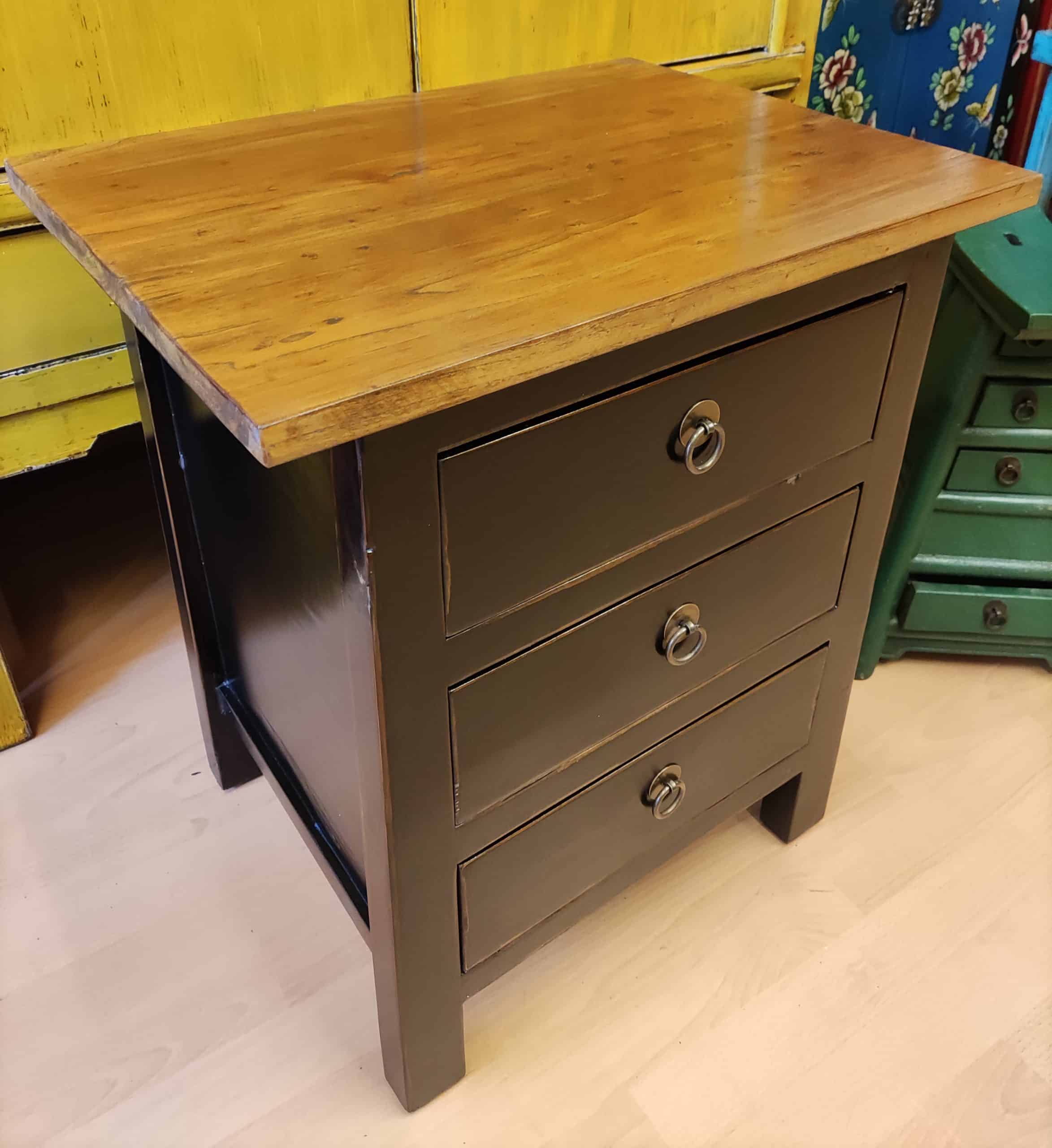 Meuble 3 tiroirs plateau massif