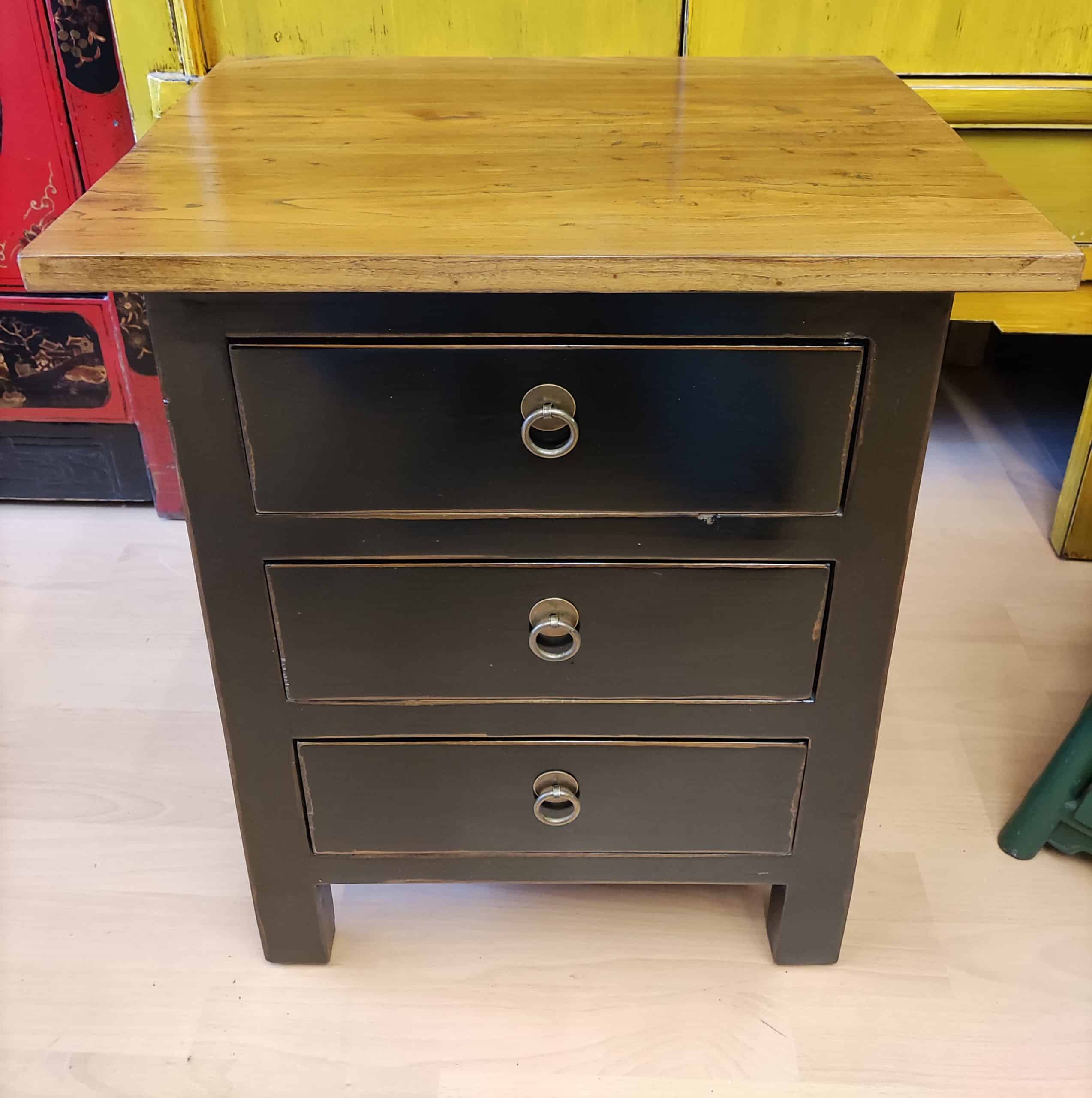 Meuble 3 tiroirs plateau massif