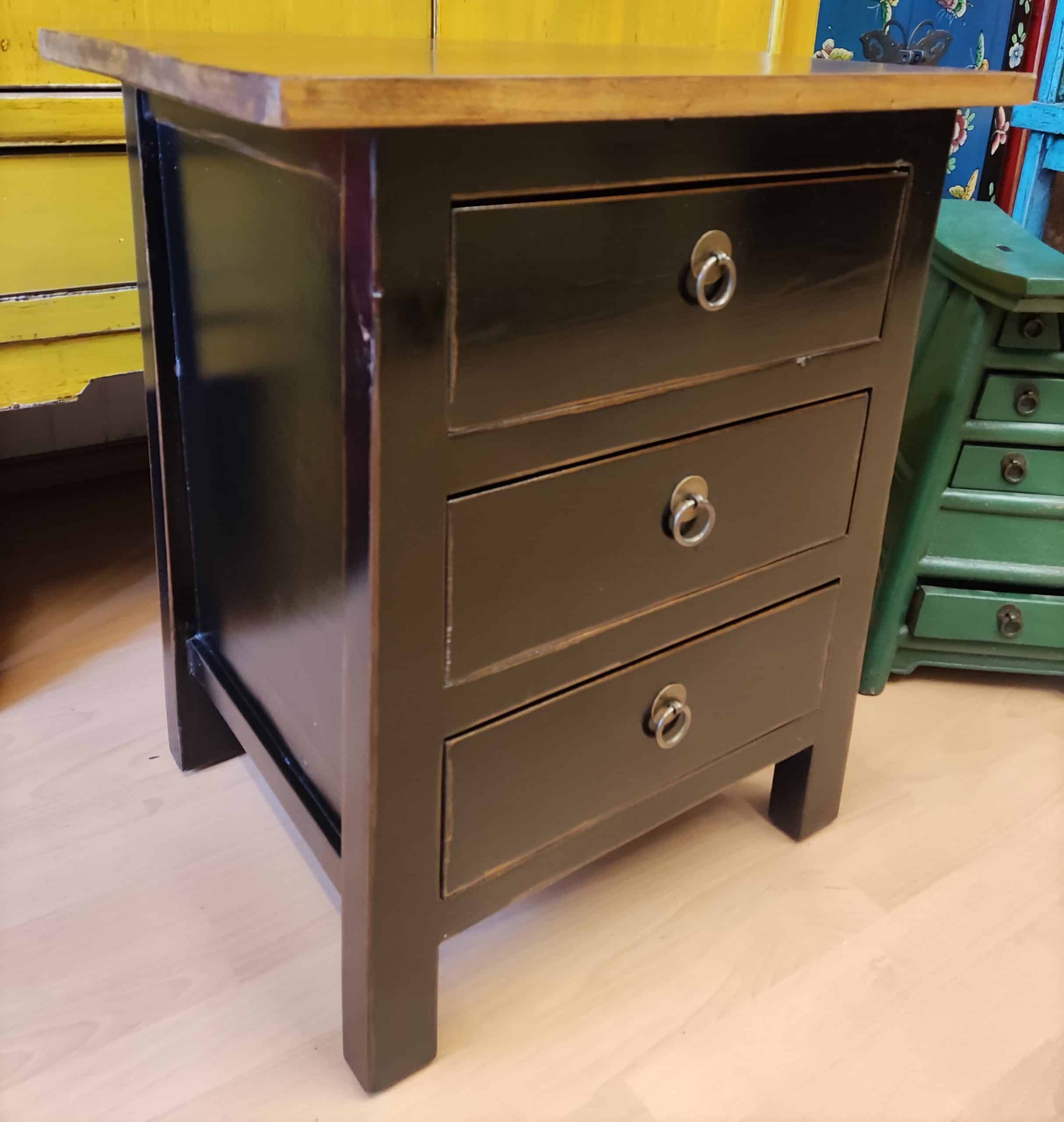 Meuble 3 tiroirs plateau massif